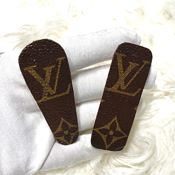 Louis Vuitton Hair Clips -Upcycled Luxury from Authentic Vintage Handbag Canvas - Picture 3 of 11